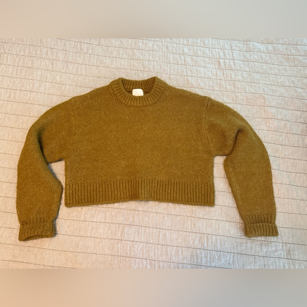 H&M Women's Crew Neck Cropped Sweater